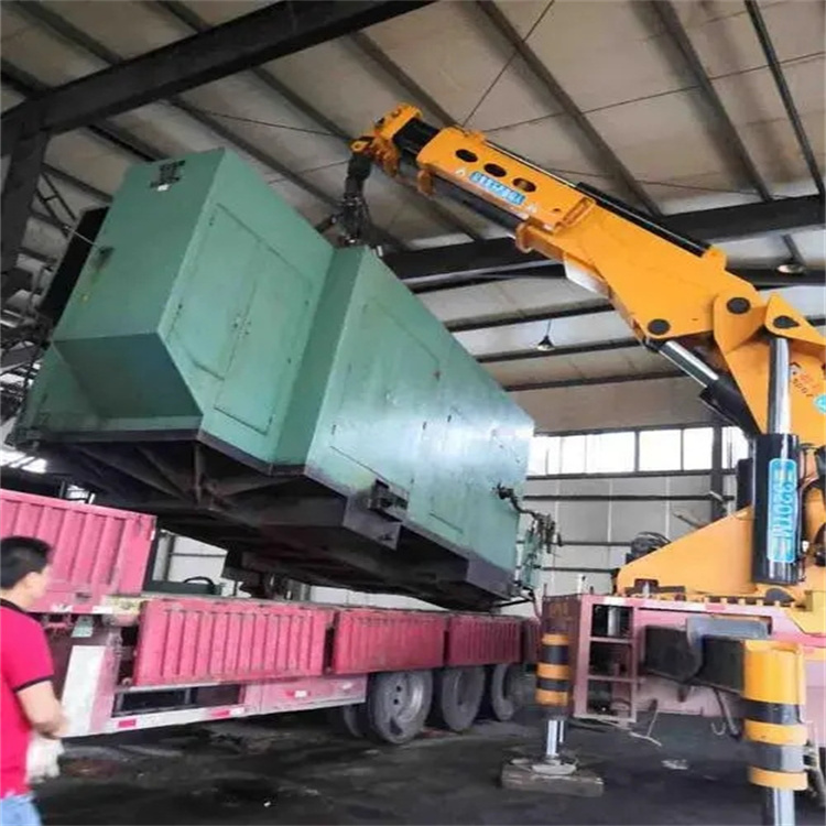 英德吊集装箱的吊车电话